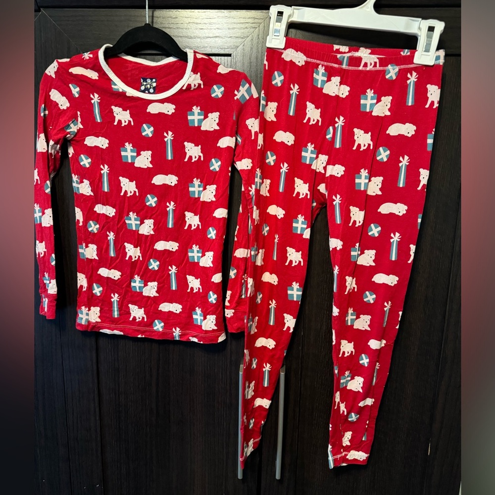 Kickee Pants sz 8 Crimson Puppies and Christmas Presents pajama set